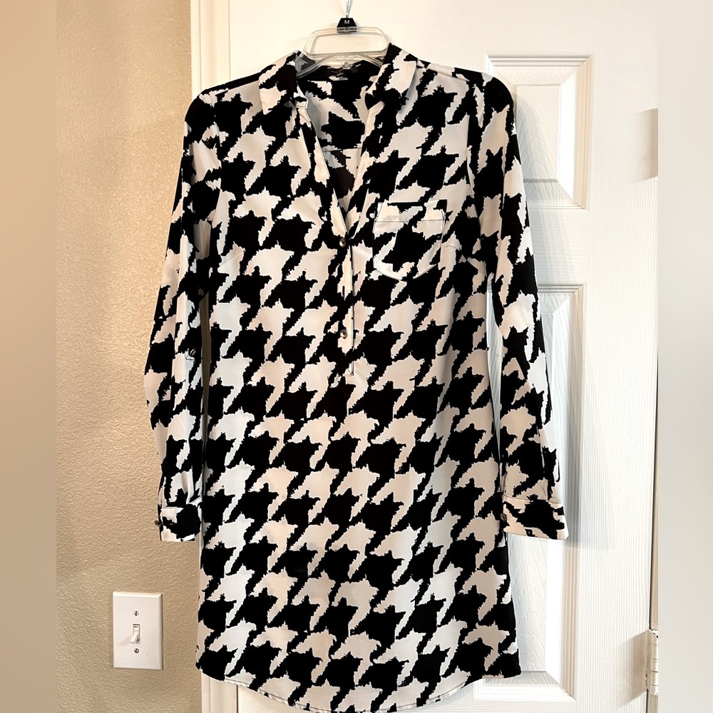 Beautiful Black and White Dress